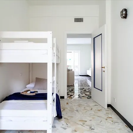 아파트 Casa Alyx By Portofinohomes 산타마르게리타리구레